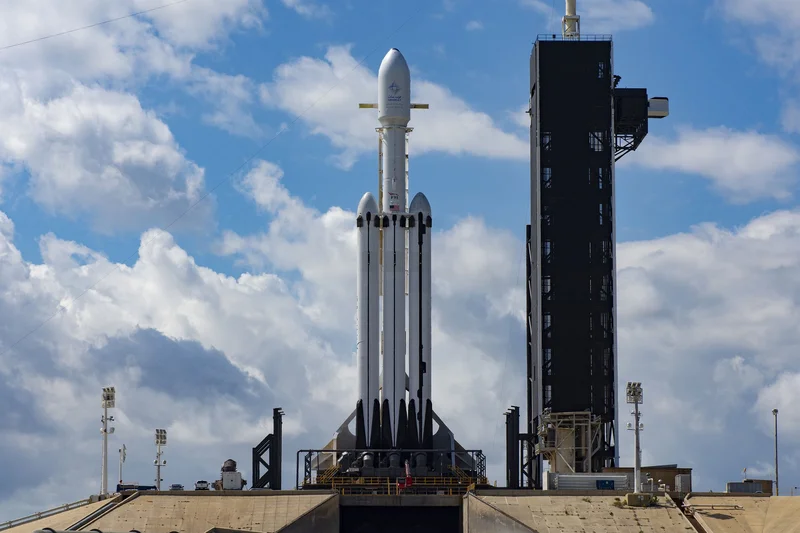 SpaceX Launch: Today's Liftoff, Schedule, and Falcon 9 – What Reddit is Saying